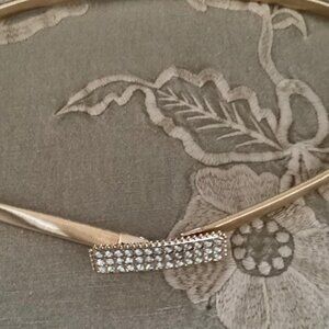 Gold Belt with Diamond-Look Accent (26")